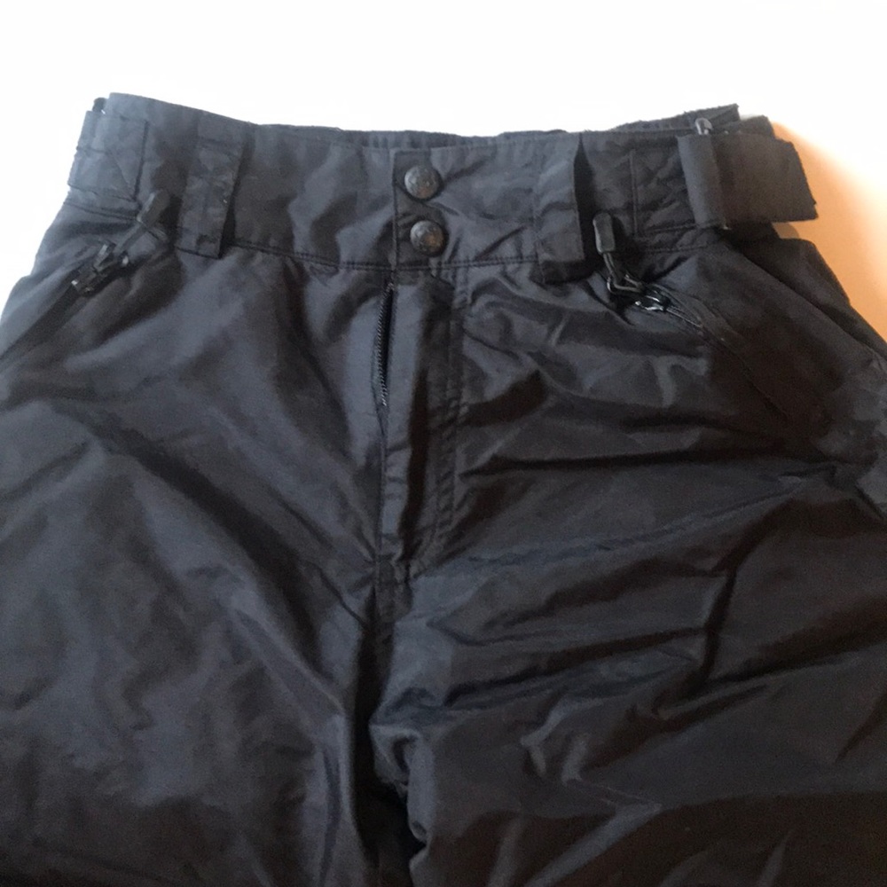 Snowpants - Picture 3 of 5